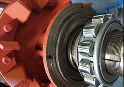 Aplicação de rolamentos por aquecedor indutivo